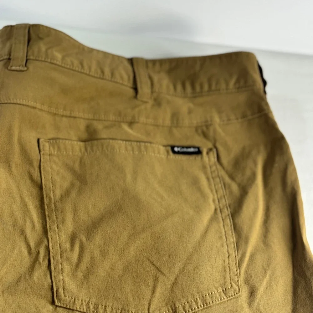 Columbia Pants Mens 42x30 Tan Brown Cotton Blend Outdoor Hiking Casual‎ 5-Pocket